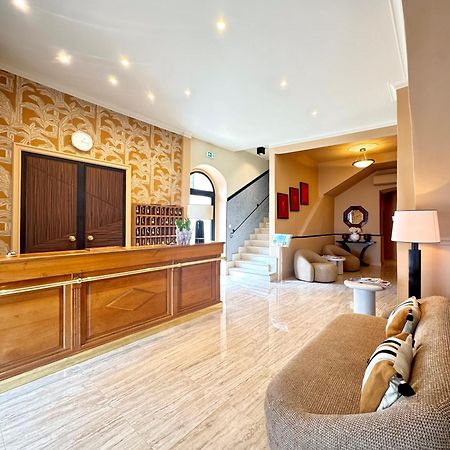 Hotel Restaurant Christophe Colomb Кальві Екстер'єр фото